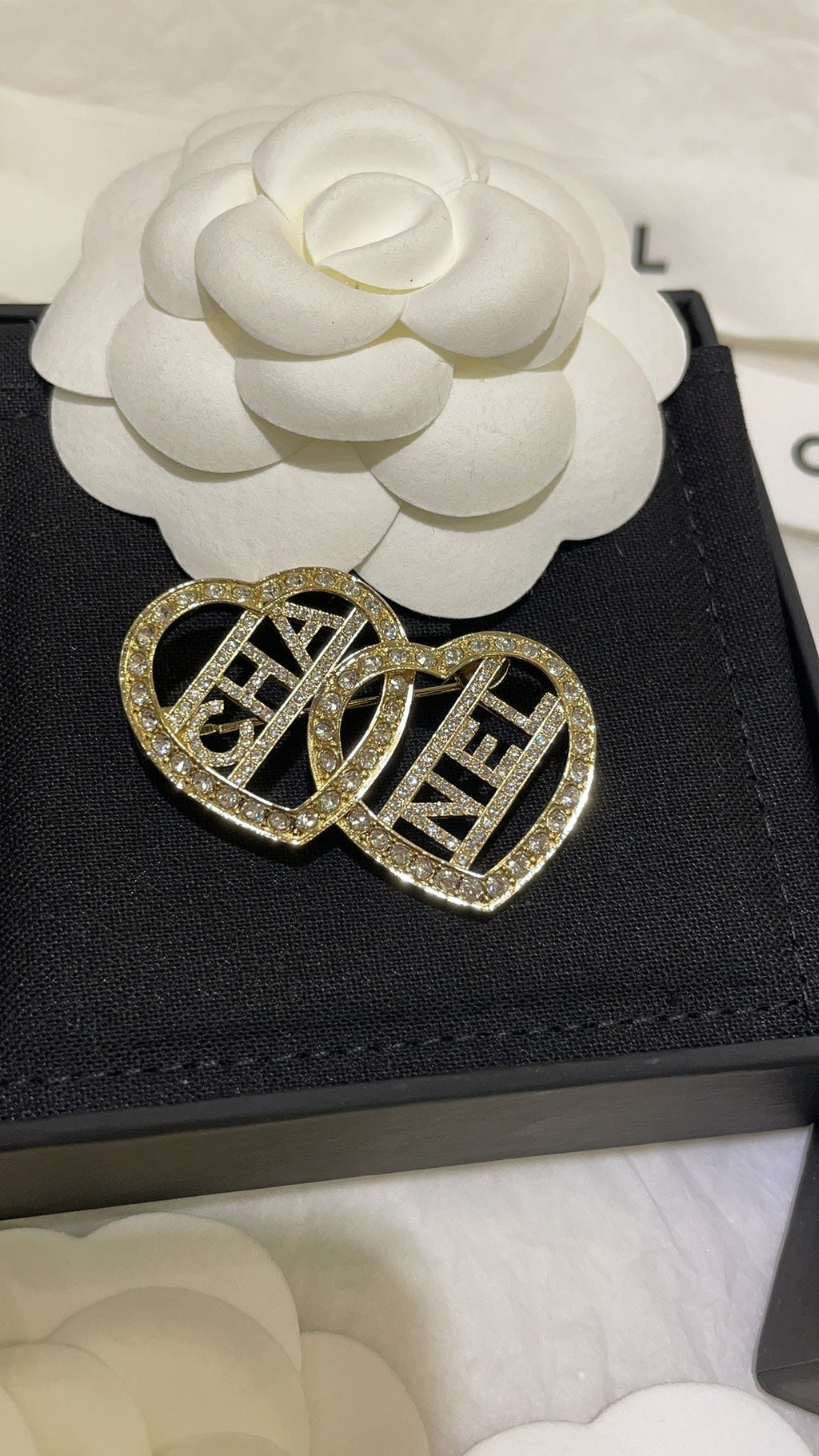 Chanel Brooch Light Gold 161773
