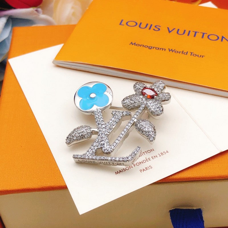 18K Louis Vuitton Blooming Brooch