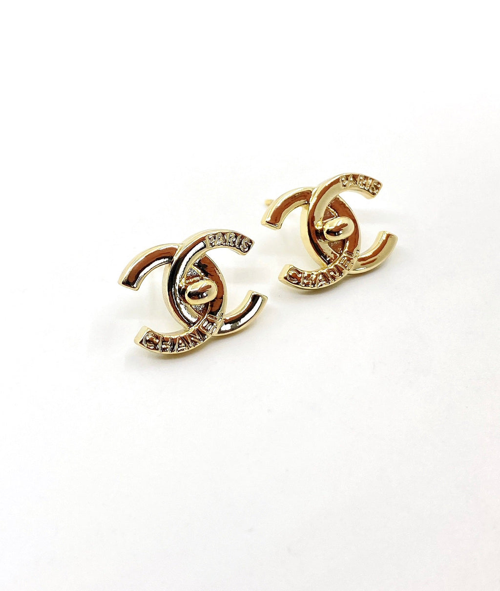 18K  Chanel Gold Earrings