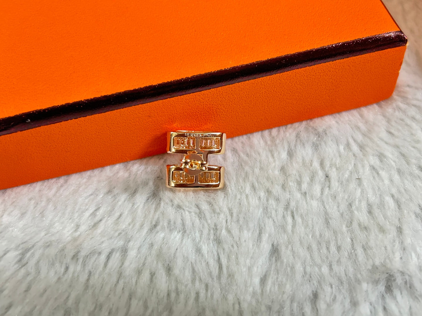 Hermes H Stud Earrings with Diamonds