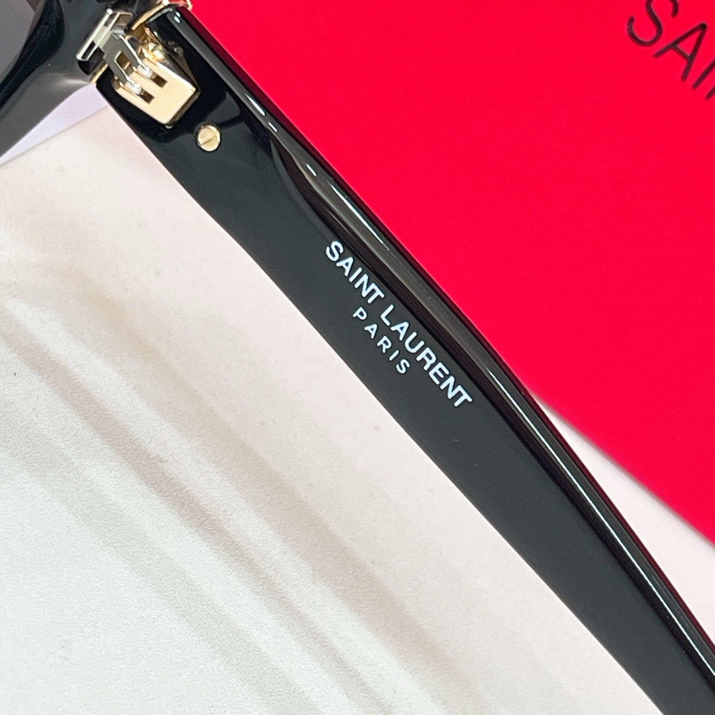 SAINT LAURENT Sunglasses SL M153